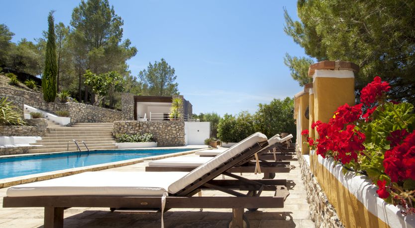 Photo of Hillside Breeze