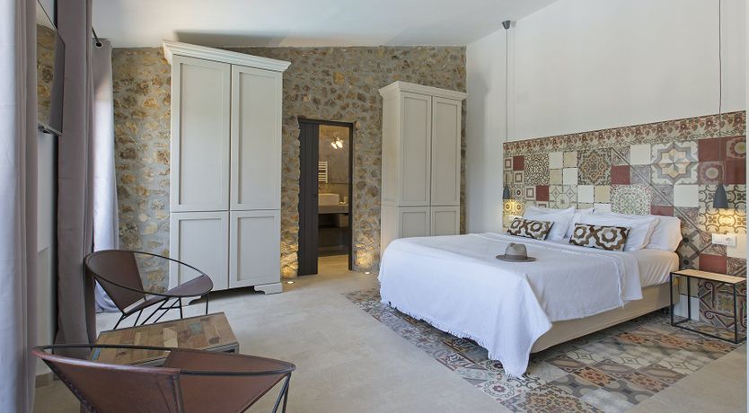 Photo of Hillside Breeze