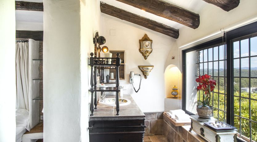 Photo of Hillside Breeze