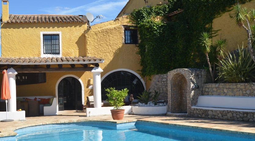 Photo of Hillside Breeze