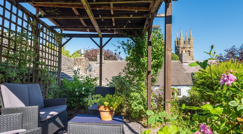 Photo of Tideswell Cottage