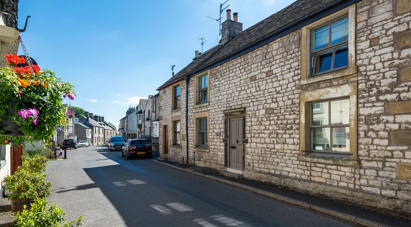 Photo of Tideswell Cottage