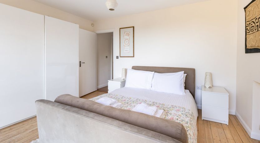 Photo of Midcentury in Somerset