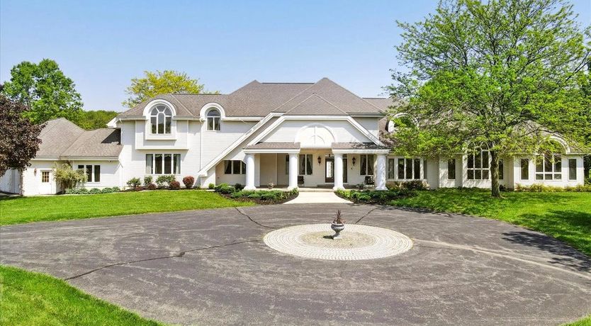 Photo of Restmeadow Manor