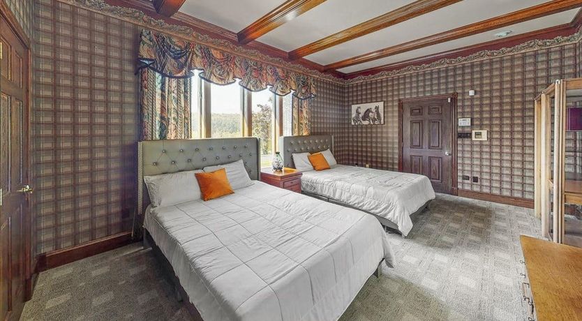 Photo of Restmeadow Manor