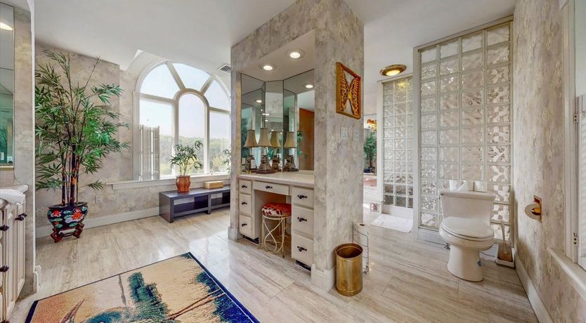 Photo of Restmeadow Manor