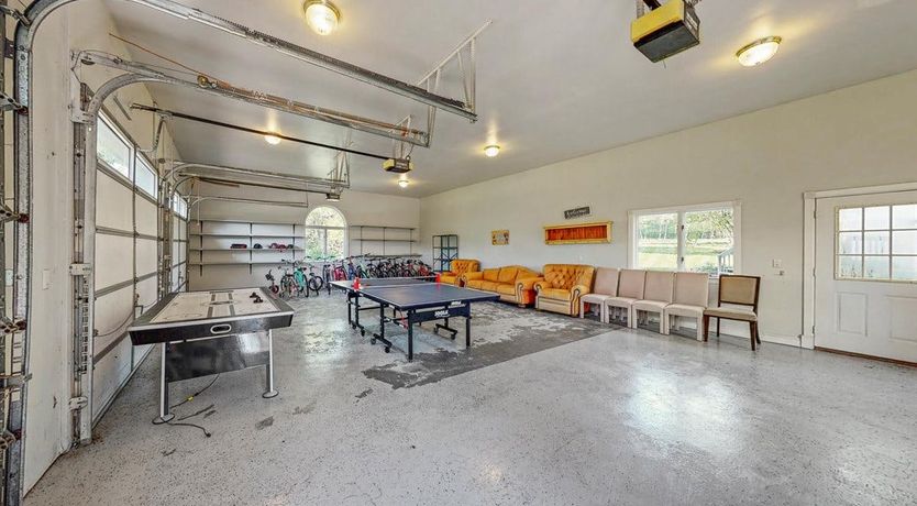 Photo of Restmeadow Manor