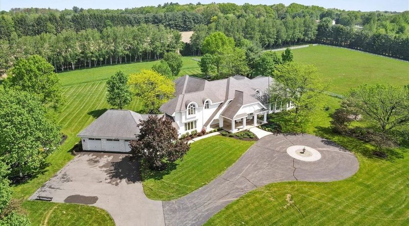 Photo of Restmeadow Manor