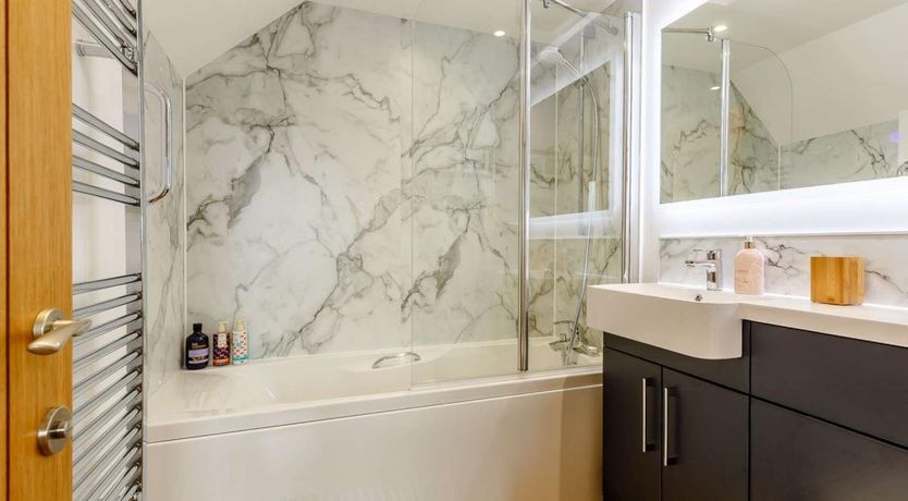 Photo of 2 Bed in Monkleigh