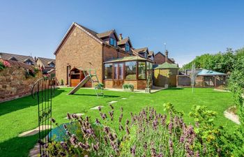 in Newton Reigny (89268) Holiday Cottage