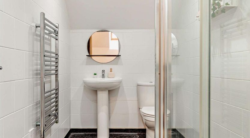 Photo of 6 Bed in Holsworthy