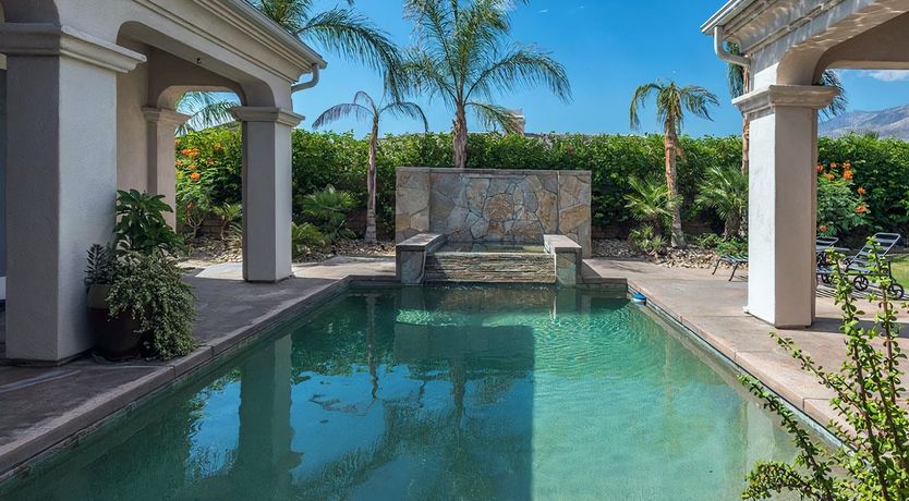 Photo of Modern Passe