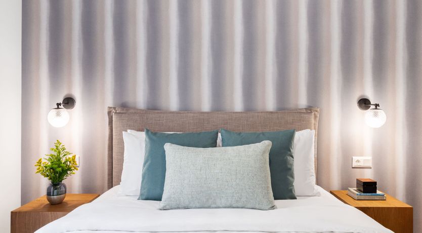 Photo of Circles & Stripes