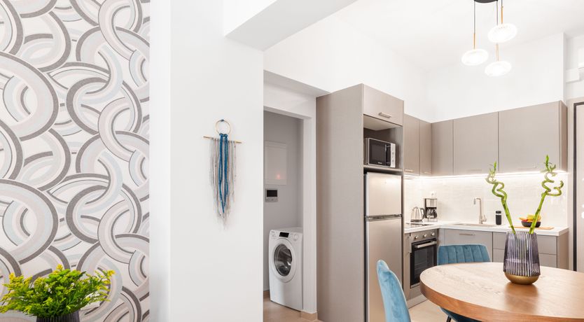 Photo of Circles & Stripes