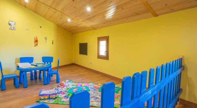 Photo of La Casa Amarilla