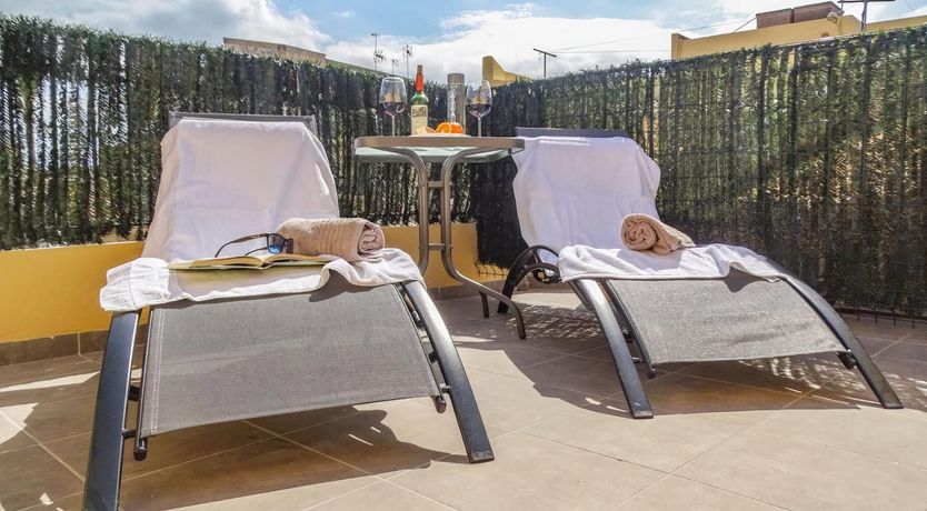 Photo of La Casa Amarilla