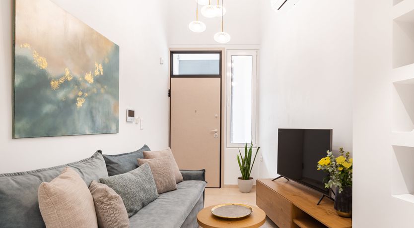 Photo of Your Neighbour Acropolis