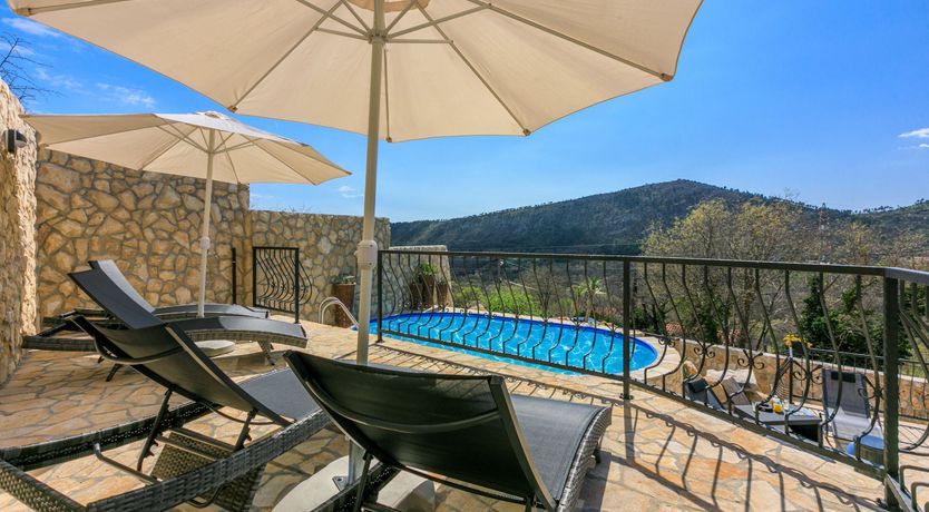 Photo of Desert Stone