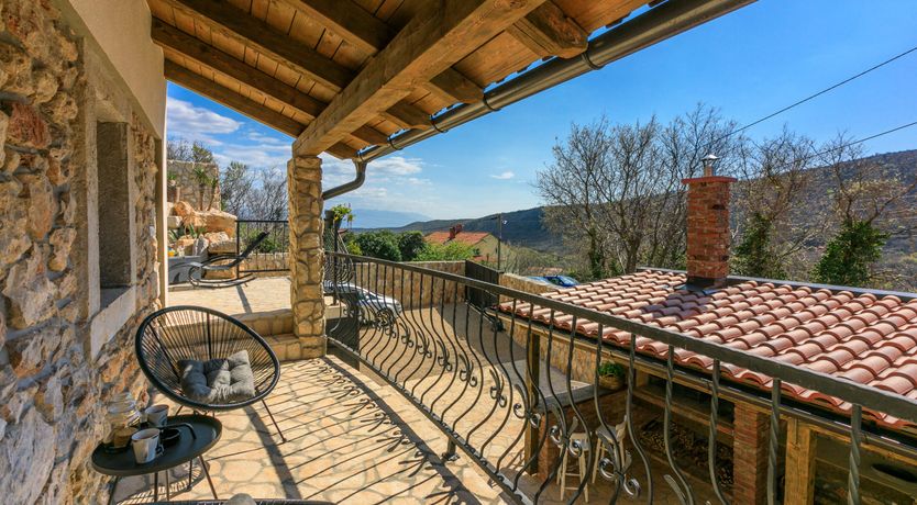 Photo of Desert Stone