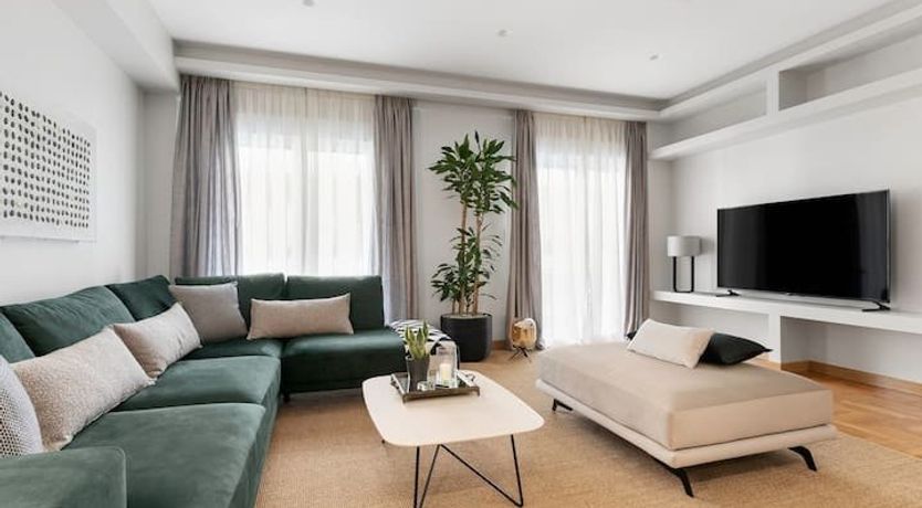 Photo of Mount Acropolis