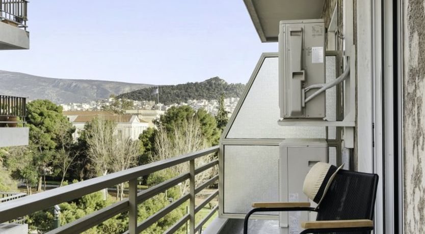 Photo of Mount Acropolis