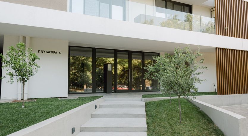 Photo of Eyes on the Acropolis