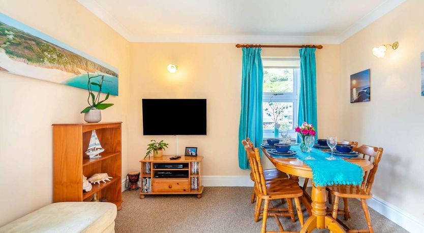 Photo of 1 Bed in Redruth