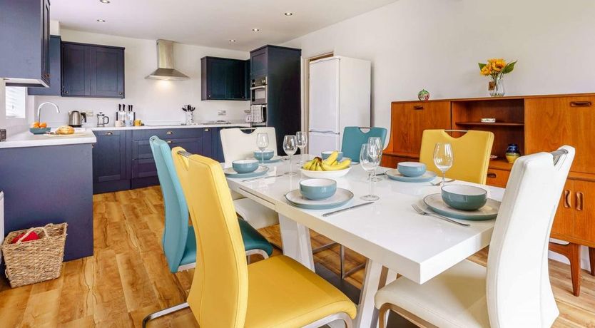 Photo of 3 Bed in St Marys Bay