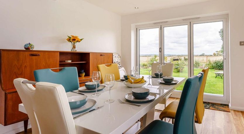 Photo of 3 Bed in St Marys Bay