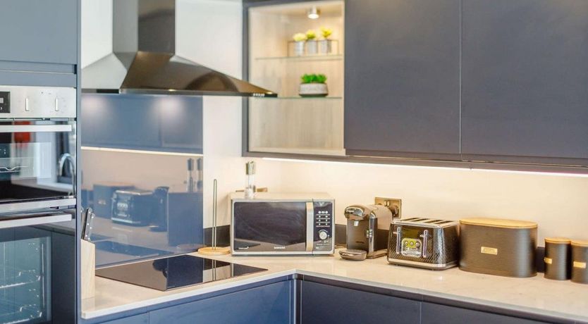 Photo of 4 Bed in Poughill