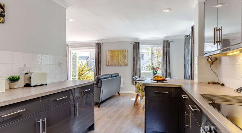 Photo of 3 Bed in Goldenbank