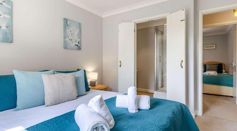 Photo of 3 Bed in Goldenbank