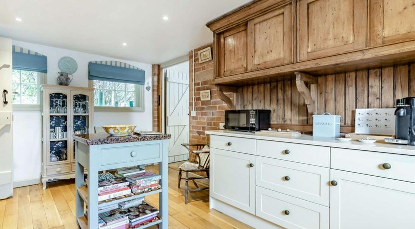 Photo of 2 Bed in Ashbourne