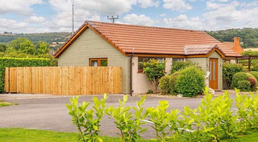 Photo of Log Cabin in Somerset