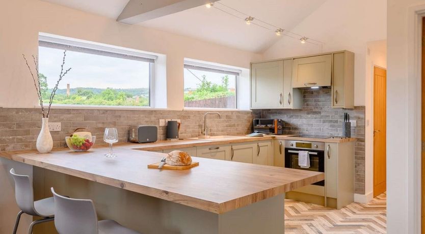 Photo of 1 Bed in Haybridge