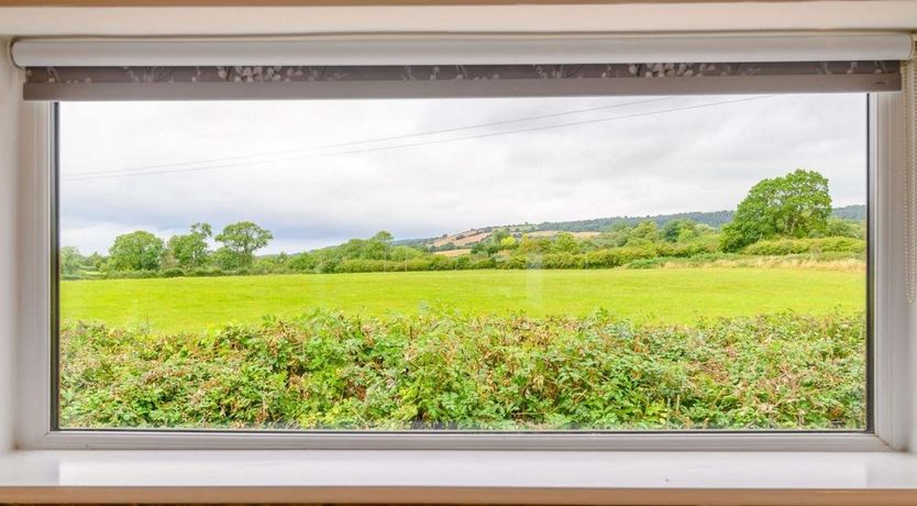 Photo of 1 Bed in Haybridge