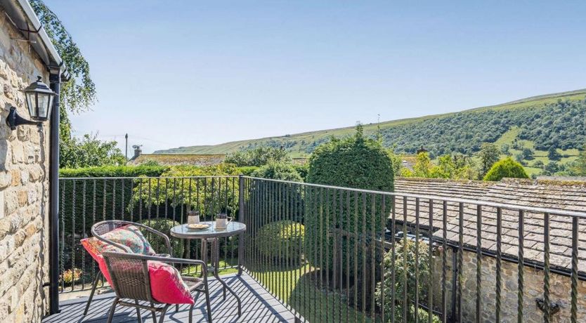 Photo of 4 Bed in Starbotton