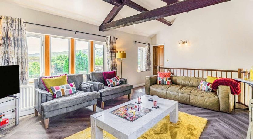 Photo of 4 Bed in Starbotton