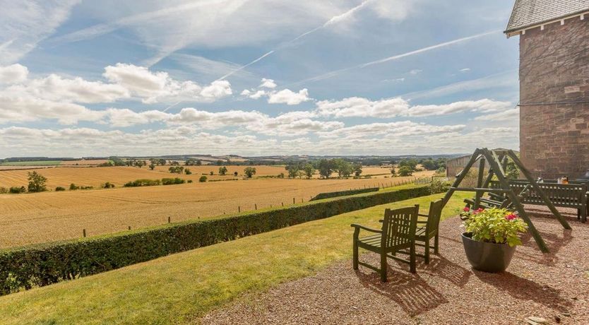Photo of 5 Bed in St Boswells