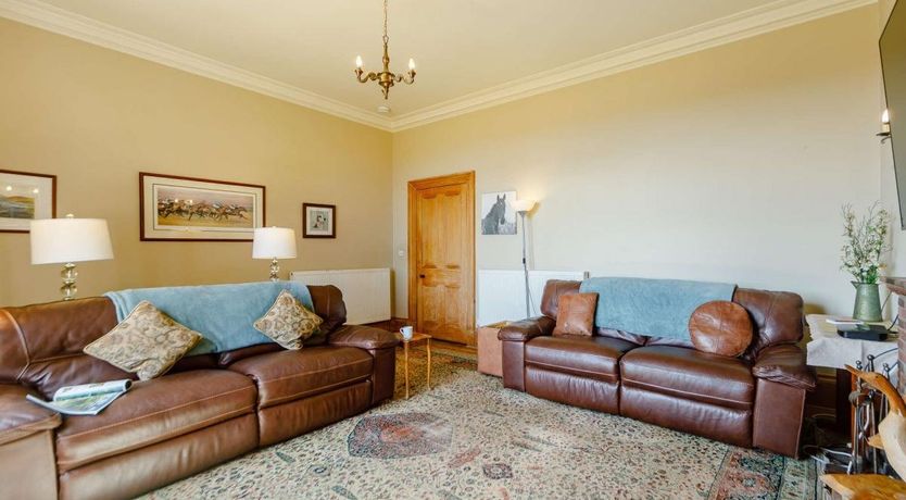 Photo of 5 Bed in St Boswells