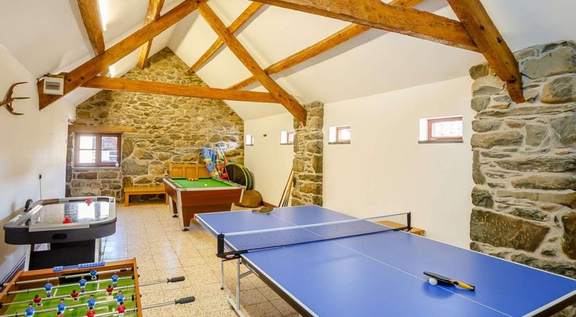 Photo of 2 Bed in Dyffryn Ardudwy