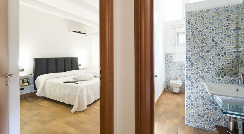 Photo of Terracotta Palms