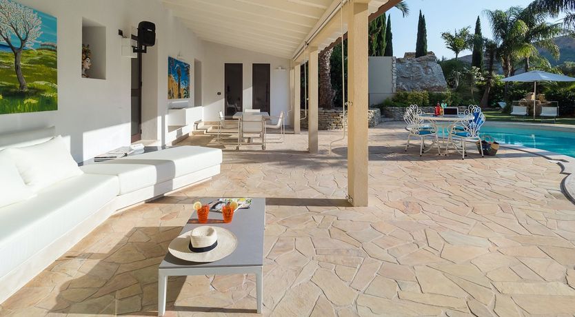 Photo of Terracotta Palms