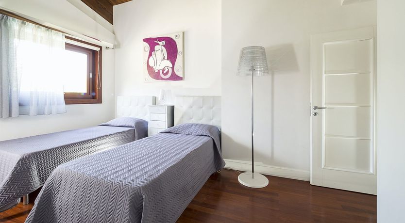 Photo of Terracotta Palms