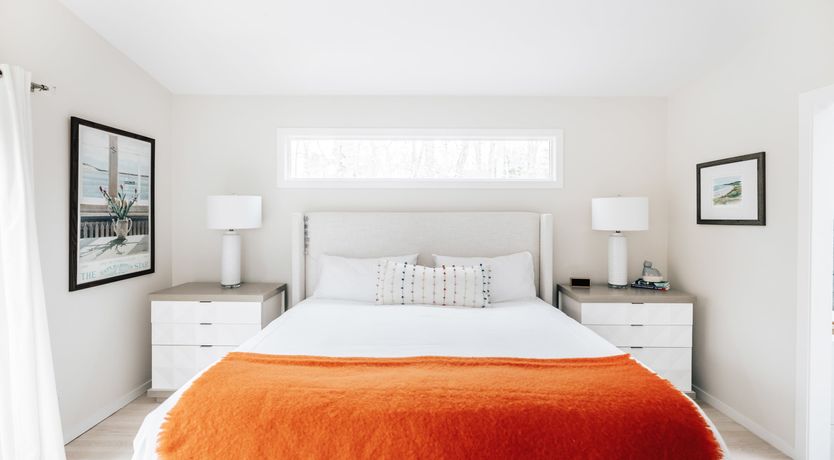 Photo of Hampton Set