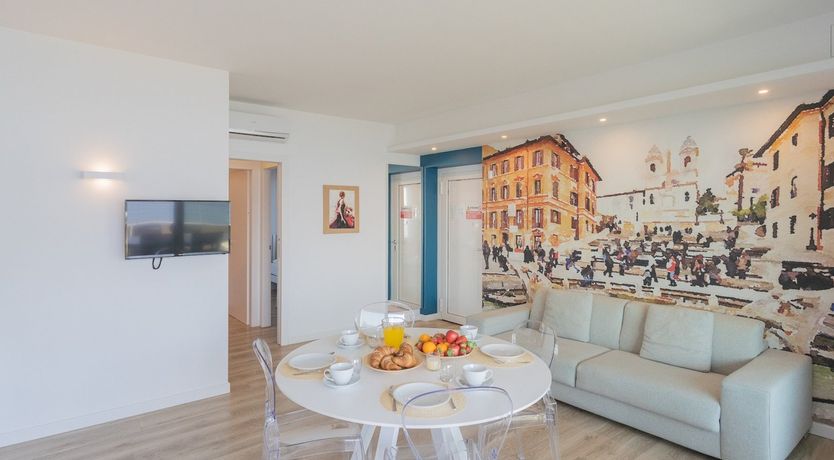 Photo of Pearl on the Lake