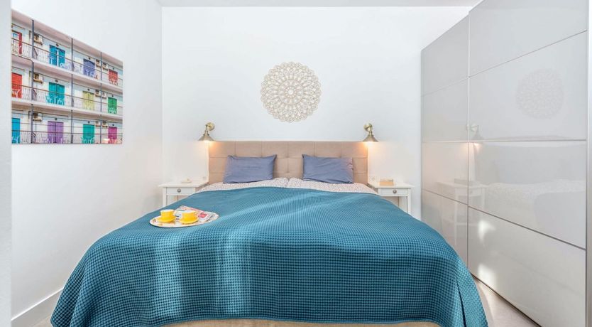 Photo of Radiating Kaleidoscope