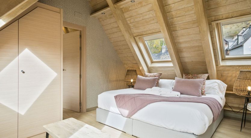 Photo of Flight of the Snowfinch