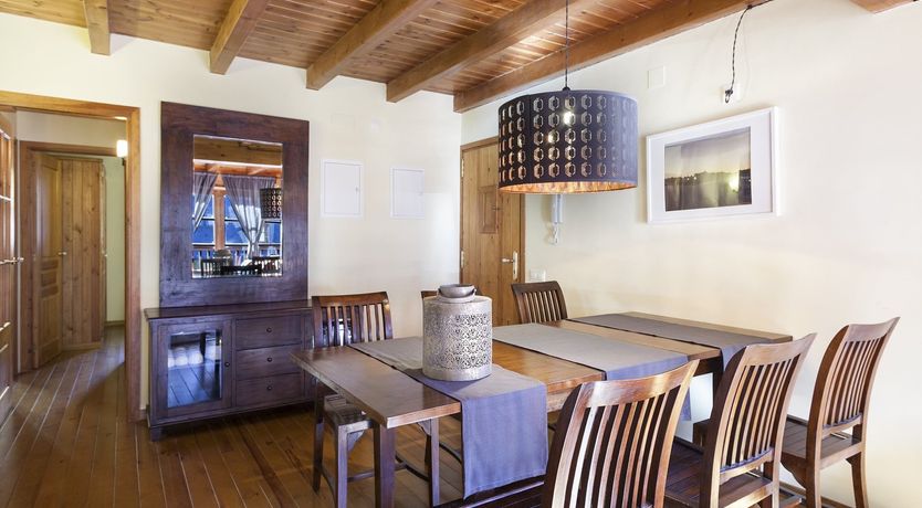 Photo of Snow Meets Sol