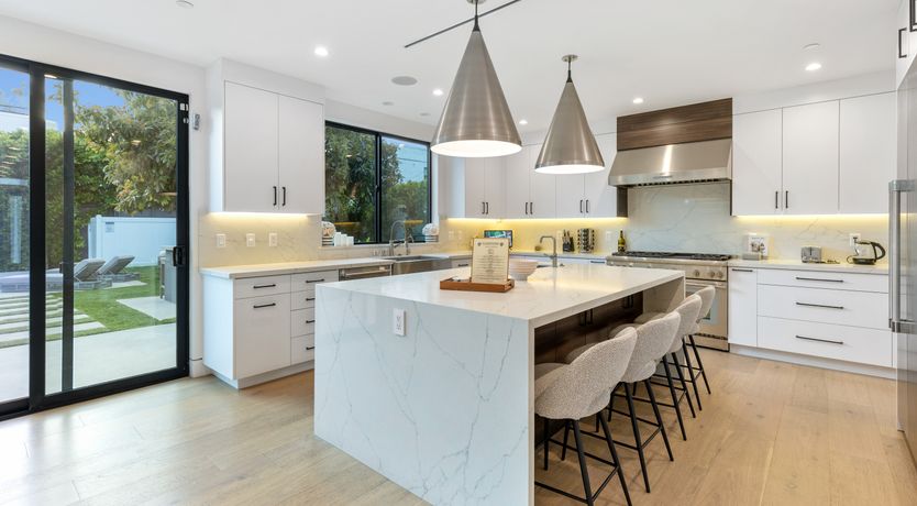 Photo of Movie-Star Good Looks